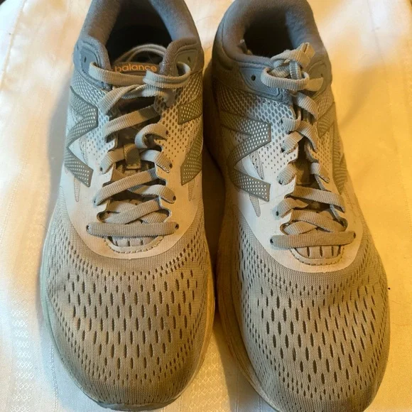 New Balance 920 Sneakers - Picture 2 of 11